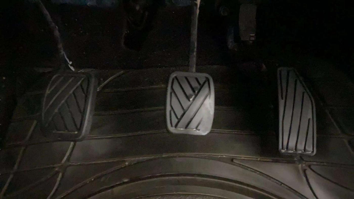 2017 Maruti Baleno DELTA PETROL 1.2, Petrol, Manual, 97,638 km, Pedals