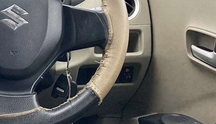 2016 Maruti Celerio VXI, Petrol, Manual, 37,915 km, Dashboard - Headlight height adjustment not working