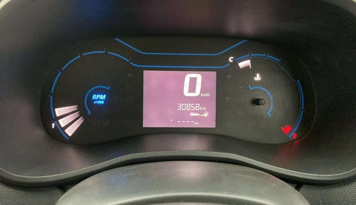 2020 Renault Kwid CLIMBER 1.0 (O), Petrol, Manual, 31,131 km, Odometer Image