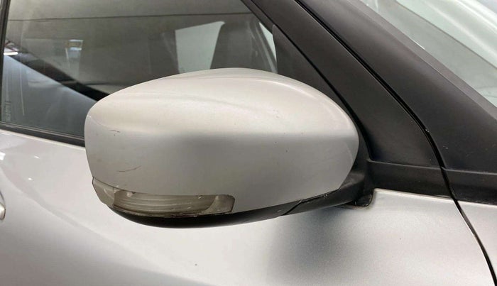 2019 Maruti Swift VXI, Petrol, Manual, 63,109 km, Right rear-view mirror - Minor scratches