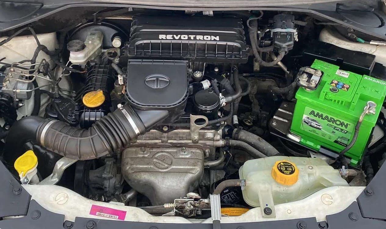 2017 Tata TIGOR XZ (O) PETROL, Petrol, Manual, 25,242 km, Open Bonet