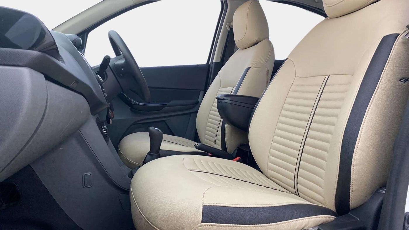 2017 Tata TIGOR XZ (O) PETROL, Petrol, Manual, 25,242 km, Right Side Front Door Cabin