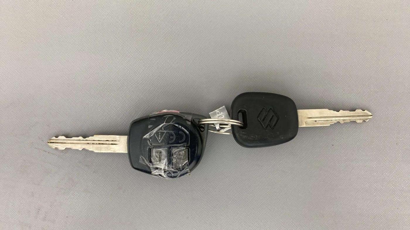 2019 Maruti S PRESSO VXI PLUS AMT, Petrol, Automatic, 24,557 km, Key Close Up