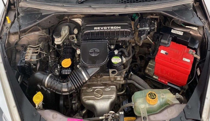 2016 Tata Tiago XZ PETROL, Petrol, Manual, 71,440 km, Open Bonet