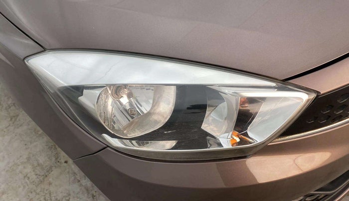 2016 Tata Tiago XZ PETROL, Petrol, Manual, 71,440 km, Right headlight - Minor scratches