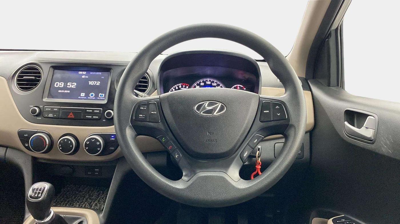 2018 Hyundai Grand i10 SPORTZ 1.2 KAPPA VTVT, Petrol, Manual, 30,092 km, Steering Wheel Close Up