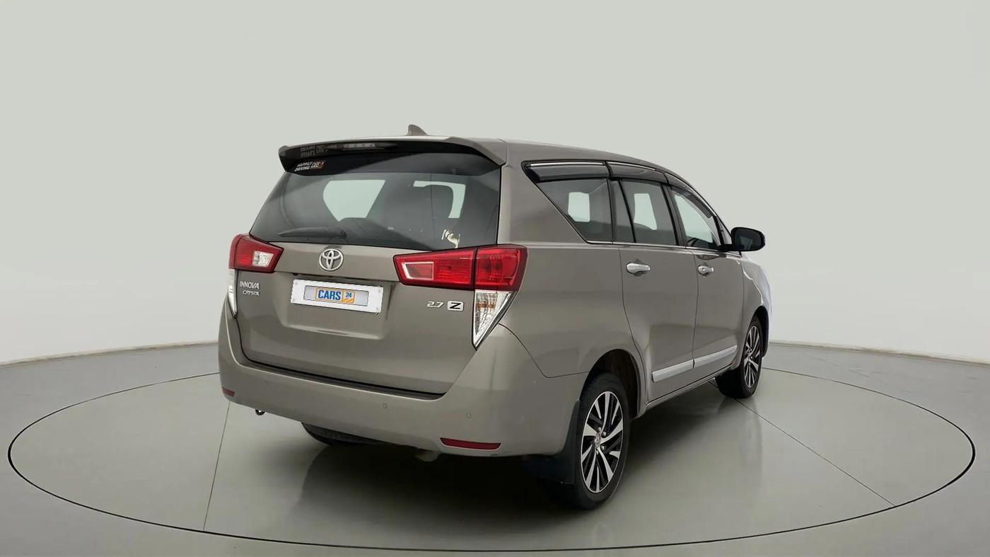 2022 Toyota Innova Crysta 2.7 ZX AT 7 STR, Petrol, Automatic, 28,277 km, Right Back Diagonal