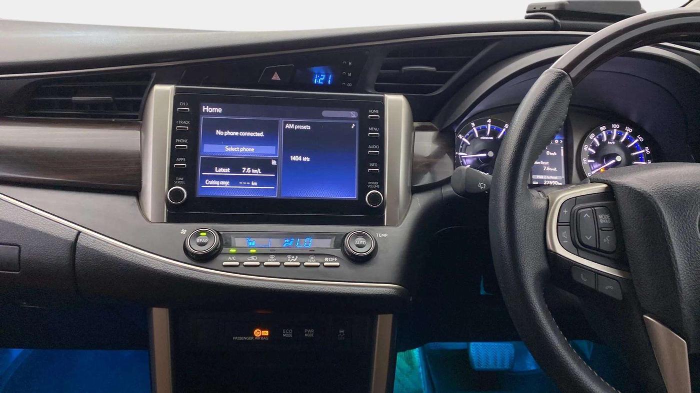 2022 Toyota Innova Crysta 2.7 ZX AT 7 STR, Petrol, Automatic, 28,277 km, Air Conditioner