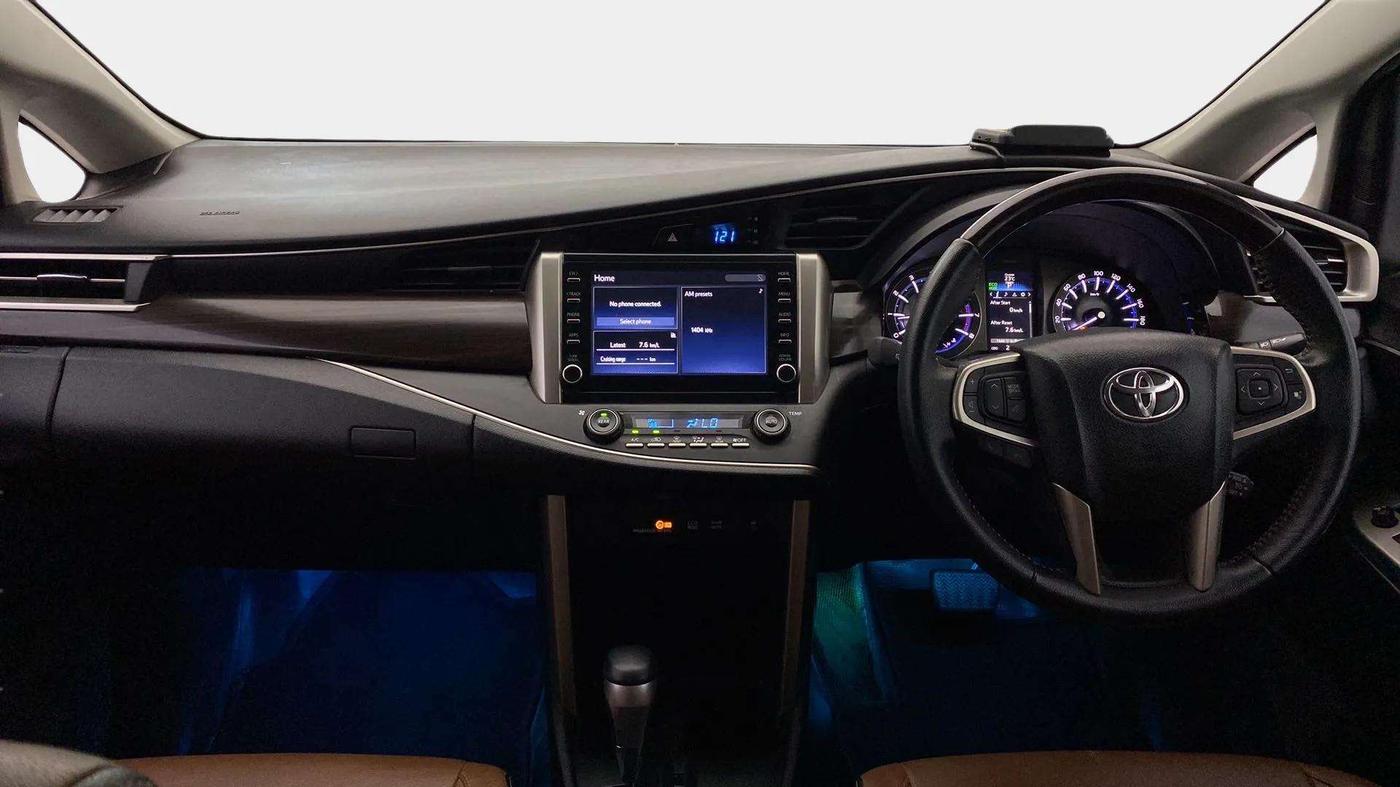2022 Toyota Innova Crysta 2.7 ZX AT 7 STR, Petrol, Automatic, 28,277 km, Dashboard