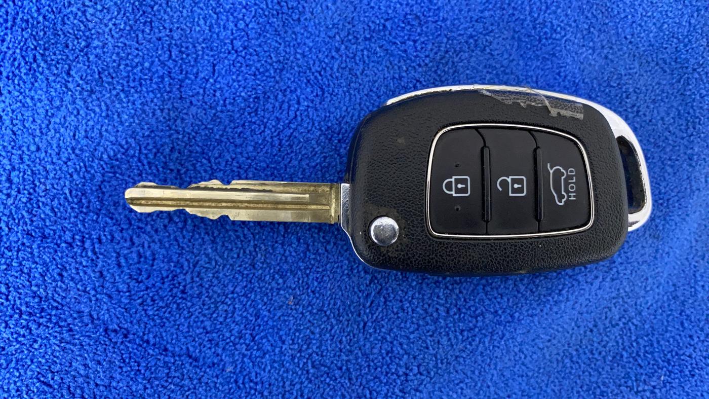 2019 Hyundai Elite i20 SPORTZ PLUS 1.2 DUAL TONE, Petrol, Manual, 48,852 km, Key Close Up