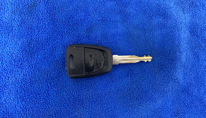 2019 Hyundai NEW SANTRO ASTA MT, Petrol, Manual, 58,376 km, Key Close Up