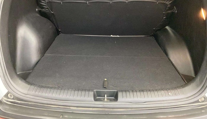 2019 Hyundai Creta E PLUS 1.6 PETROL, Petrol, Manual, 56,505 km, Boot Inside
