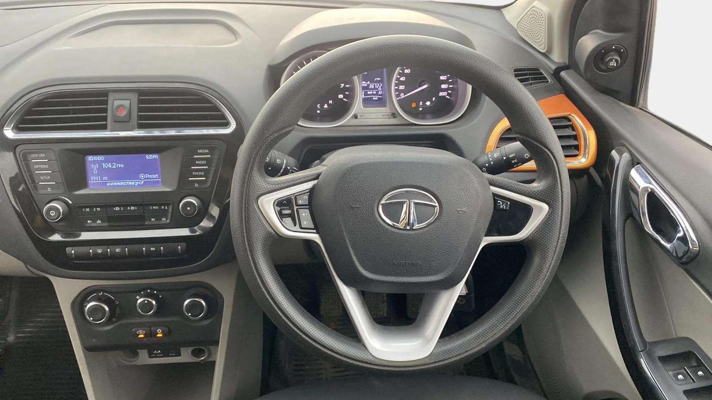 2016 Tata Tiago XZ PETROL, Petrol, Manual, 36,688 km, Steering Wheel Close Up