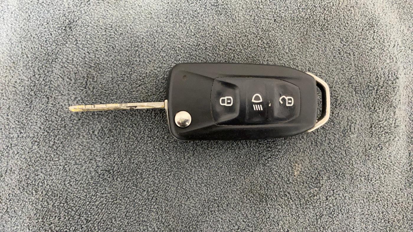 2018 Tata TIGOR XZ PLUS PETROL, Petrol, Manual, 81,115 km, Key Close Up