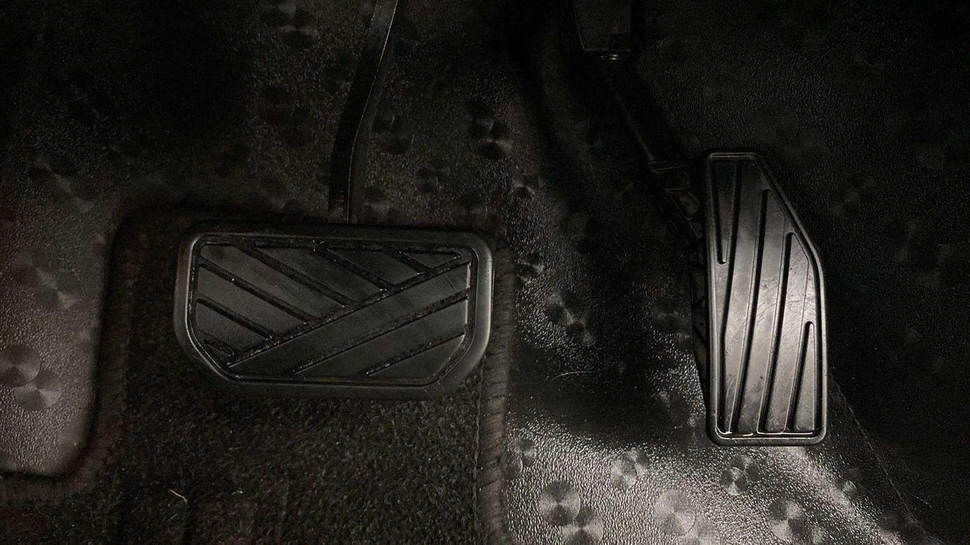 2020 Maruti Baleno ZETA CVT PETROL 1.2, Petrol, Automatic, 34,232 km, Pedals