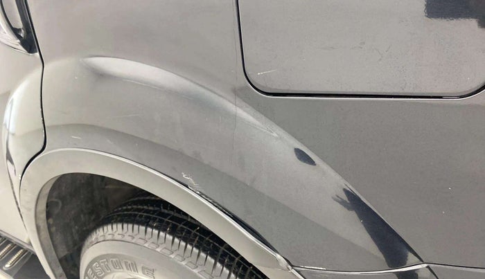 2017 Mahindra XUV500 W10 AT, Diesel, Automatic, 27,491 km, Left quarter panel - Paint has minor damage