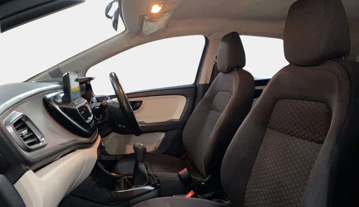2021 Tata ALTROZ XM PLUS PETROL, Petrol, Manual, 46,291 km, Right Side Front Door Cabin