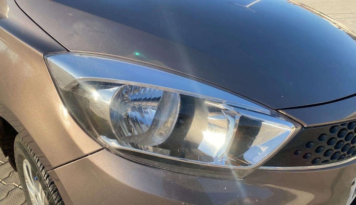 2018 Tata Tiago XZ PETROL, Petrol, Manual, 45,698 km, Right headlight - Minor scratches