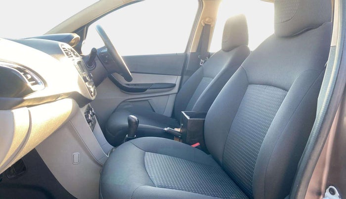 2018 Tata Tiago XZ PETROL, Petrol, Manual, 45,698 km, Right Side Front Door Cabin