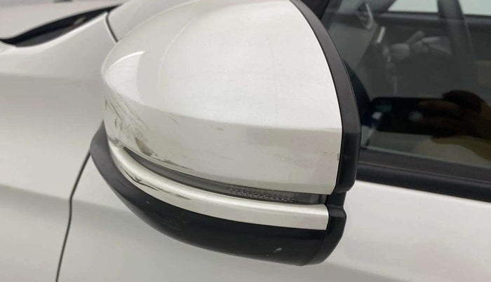 2019 Honda Amaze 1.2L I-VTEC S, CNG, Manual, 35,909 km, Left rear-view mirror - Minor scratches