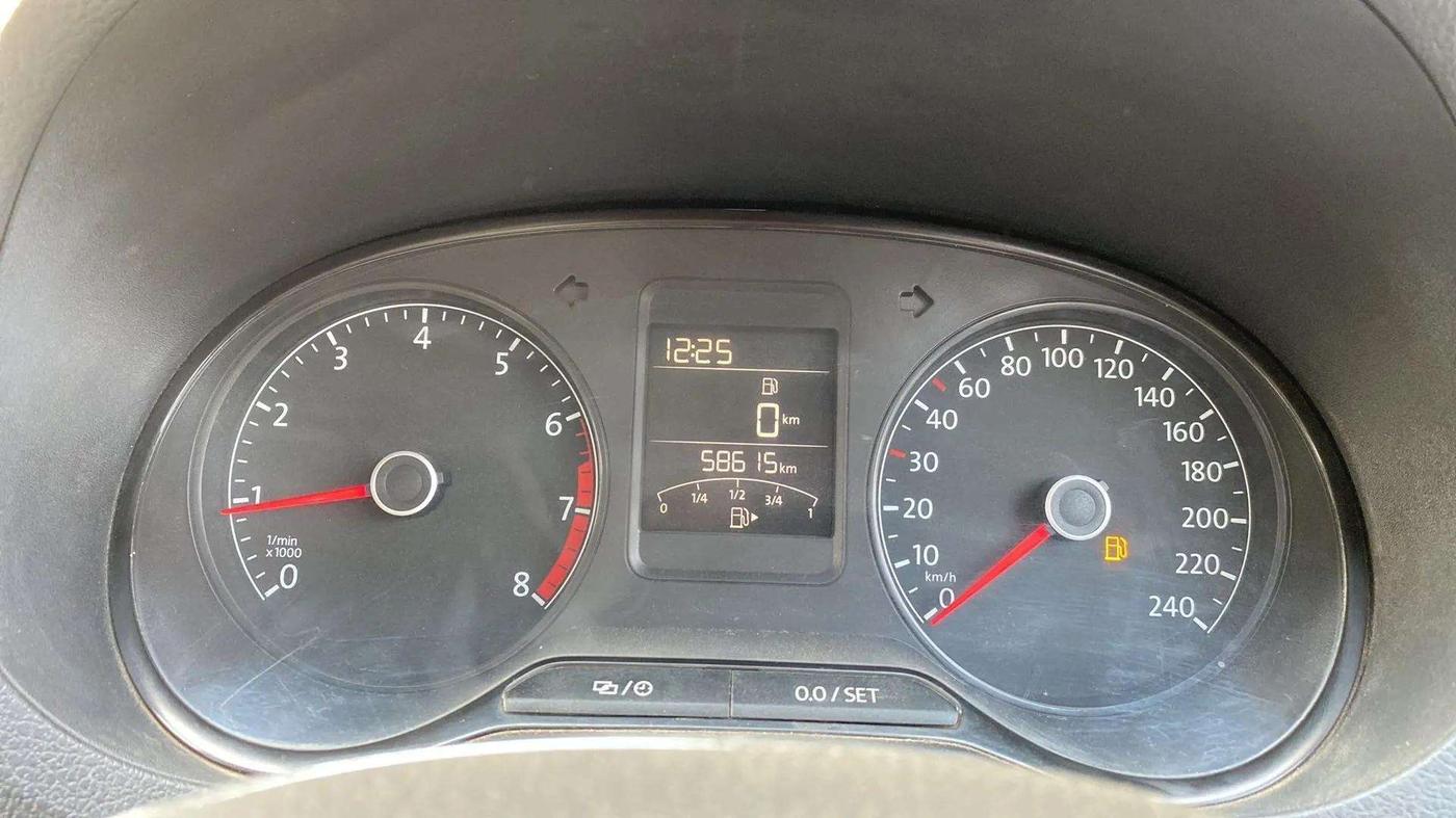 2016 Volkswagen Ameo HIGHLINE1.2L, Petrol, Manual, 59,037 km, Odometer Image