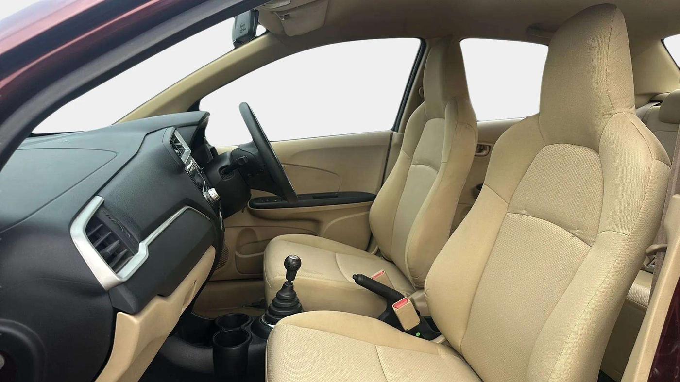 2016 Honda Amaze 1.5L I-DTEC S, Diesel, Manual, 78,898 km, Right Side Front Door Cabin