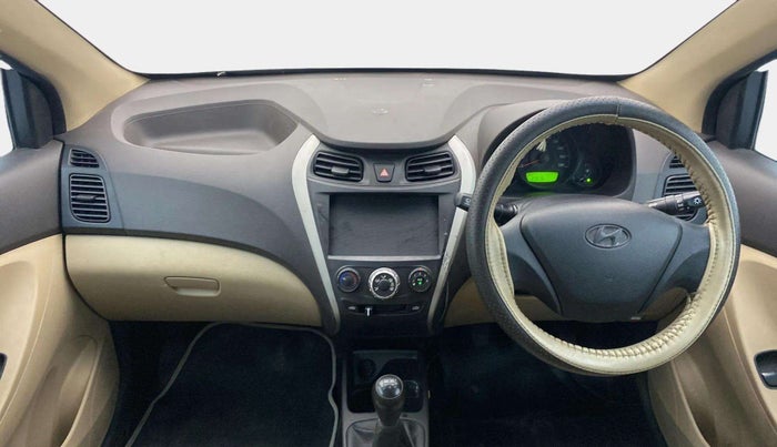 2017 Hyundai Eon ERA +, Petrol, Manual, 37,893 km, Dashboard