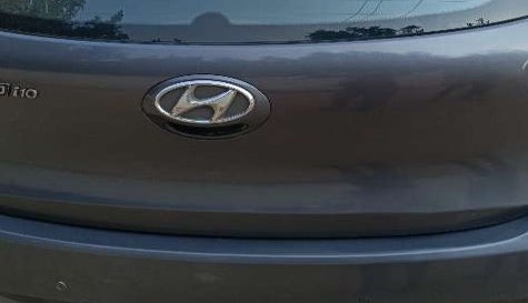 2015 Hyundai Grand i10 SPORTZ 1.2 KAPPA VTVT, Petrol, Manual, 72,148 km, Dicky (Boot door) - Handle has minor damage
