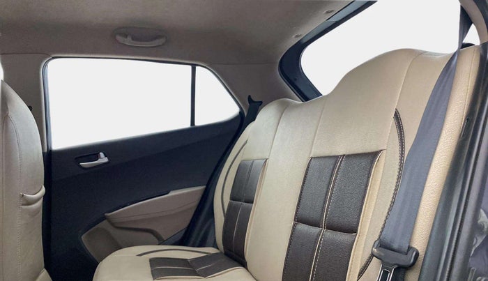 2015 Hyundai Grand i10 SPORTZ 1.2 KAPPA VTVT, Petrol, Manual, 72,148 km, Right Side Rear Door Cabin
