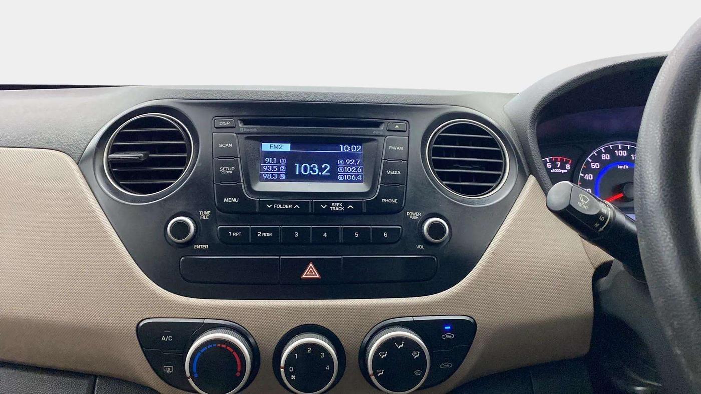 2015 Hyundai Grand i10 SPORTZ 1.2 KAPPA VTVT, Petrol, Manual, 72,148 km, Air Conditioner