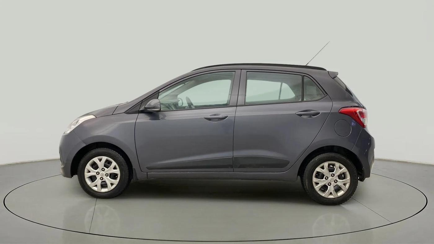 2015 Hyundai Grand i10 SPORTZ 1.2 KAPPA VTVT, Petrol, Manual, 72,148 km, Left Side