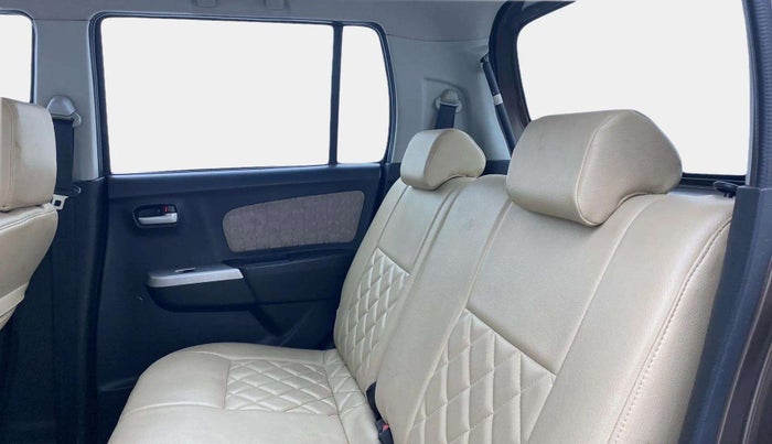 2015 Maruti Wagon R 1.0 VXI, Petrol, Manual, 75,122 km, Right Side Rear Door Cabin