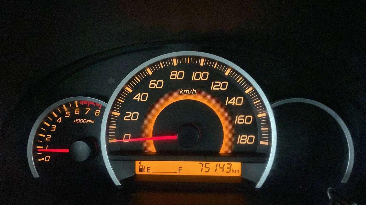 2015 Maruti Wagon R 1.0 VXI, Petrol, Manual, 75,122 km, Odometer Image