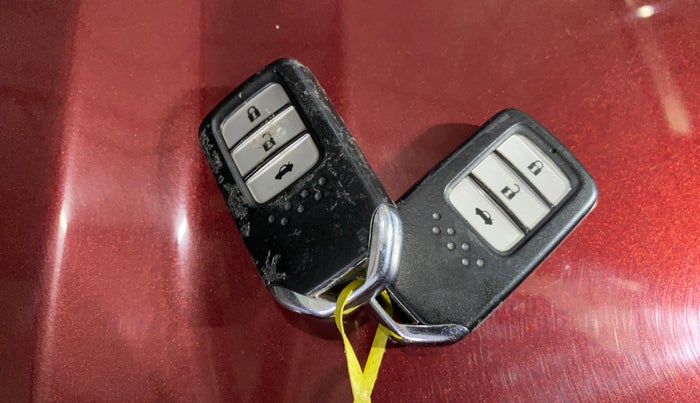 2018 Honda City 1.5L I-VTEC V MT, Petrol, Manual, 52,793 km, Key Close Up