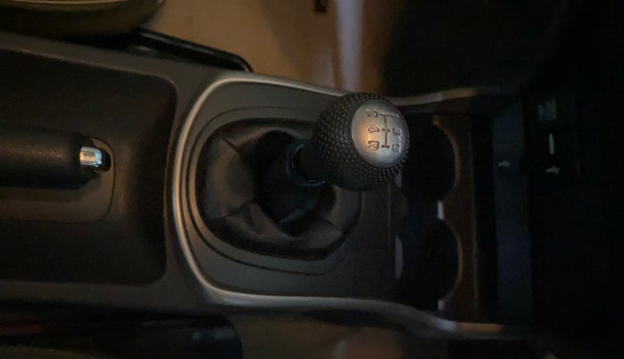 2018 Honda City 1.5L I-VTEC V MT, Petrol, Manual, 52,793 km, Gear Lever