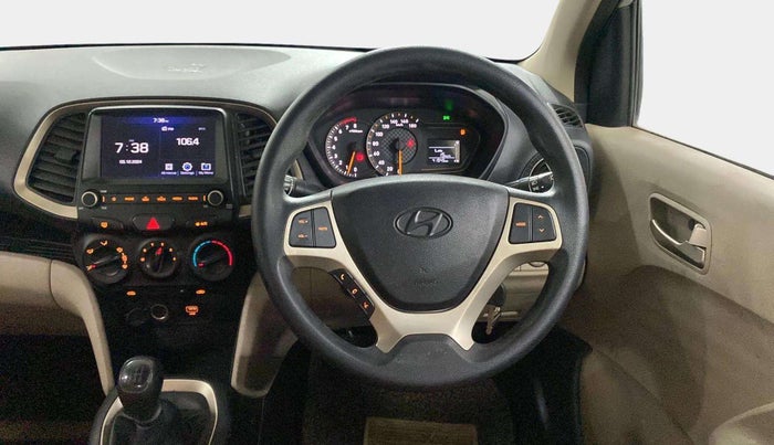 2019 Hyundai NEW SANTRO SPORTZ CNG, CNG, Manual, 41,930 km, Steering Wheel Close Up