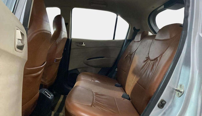 2019 Hyundai NEW SANTRO SPORTZ CNG, CNG, Manual, 41,930 km, Right Side Rear Door Cabin