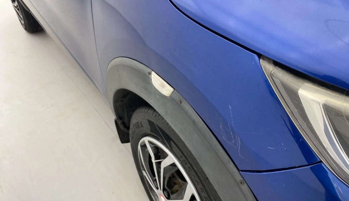 2020 Renault TRIBER RXZ, Petrol, Manual, 53,973 km, Right fender - Cladding has minor damage