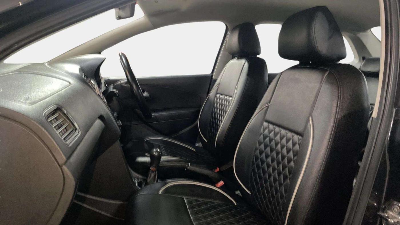 2019 Volkswagen Ameo COMFORTLINE 1.5L, Diesel, Manual, 69,801 km, Right Side Front Door Cabin