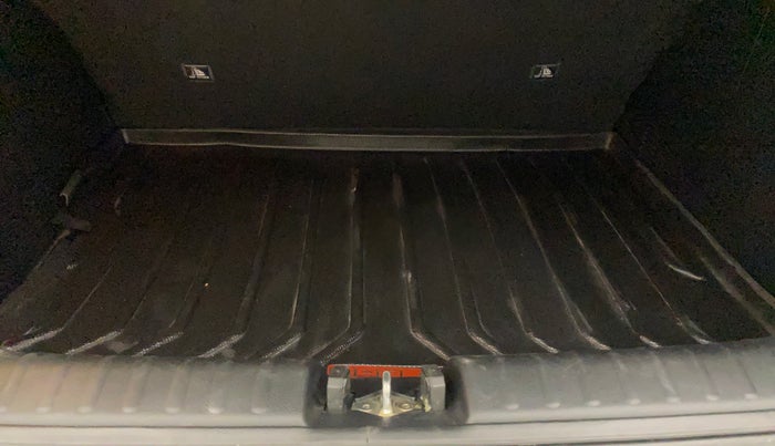 2022 KIA SONET GTX PLUS 1.5, Diesel, Manual, 82,133 km, Boot Inside