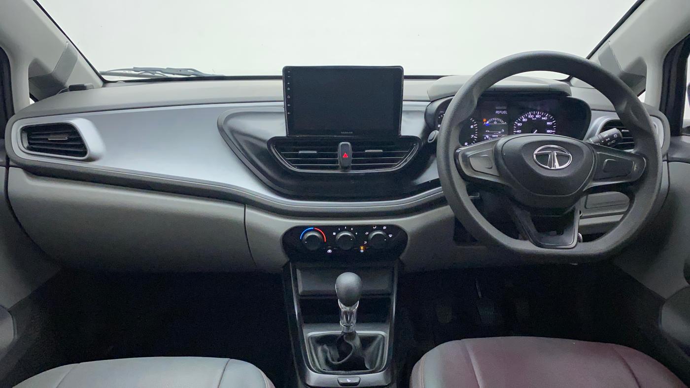 2020 Tata ALTROZ XE PETROL, Petrol, Manual, 37,672 km, Dashboard