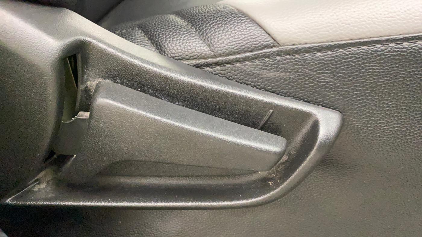 2022 Maruti S PRESSO VXI+, Petrol, Manual, 22,664 km, Driver Side Adjustment Panel