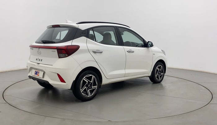 2023 Hyundai GRAND I10 NIOS ASTA AMT 1.2 KAPPA VTVT, Petrol, Automatic, 14,935 km, Right Back Diagonal