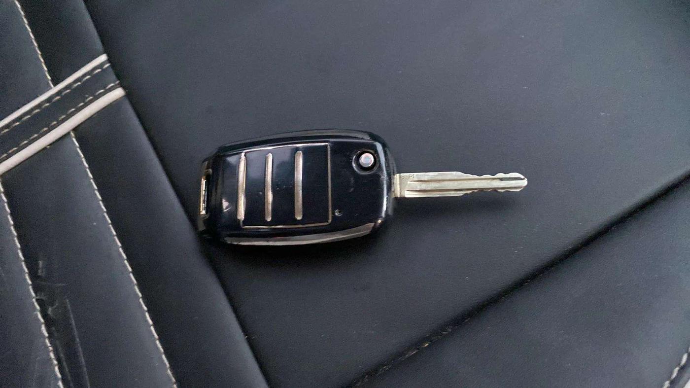 2023 KIA SELTOS HTK 1.5 PETROL, Petrol, Manual, 38,076 km, Key Close Up