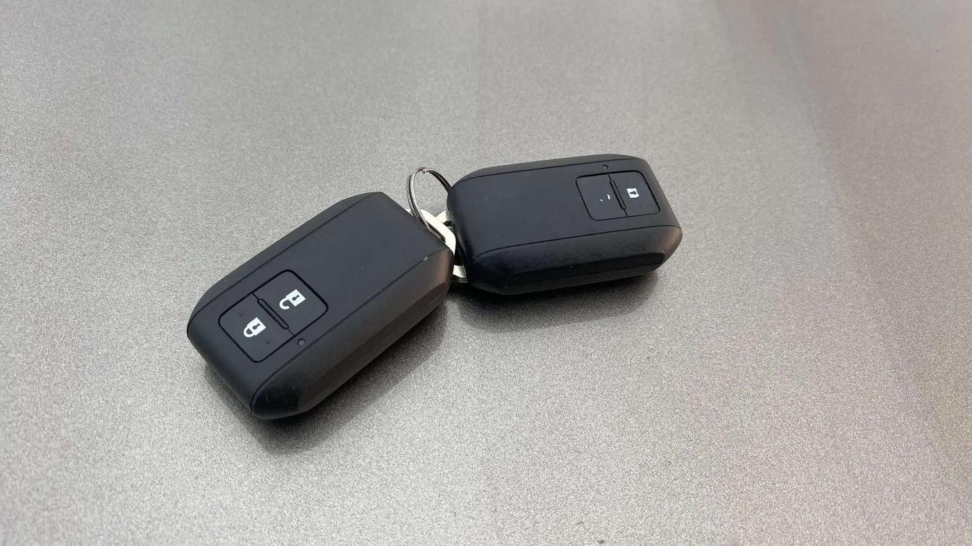 2019 Maruti Baleno ZETA PETROL 1.2, Petrol, Manual, 25,842 km, Key Close Up