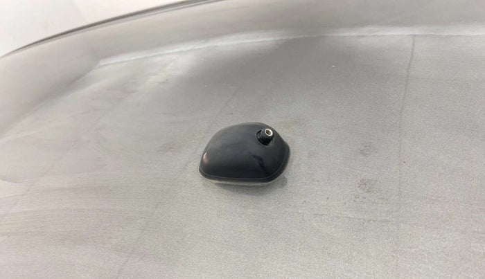 2019 Maruti Baleno ZETA PETROL 1.2, Petrol, Manual, 25,842 km, Roof - Antenna Broken