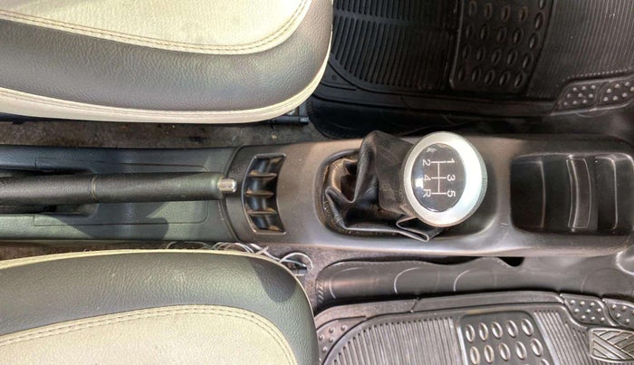 2012 Maruti Wagon R 1.0 VXI, Petrol, Manual, 33,834 km, Gear Lever