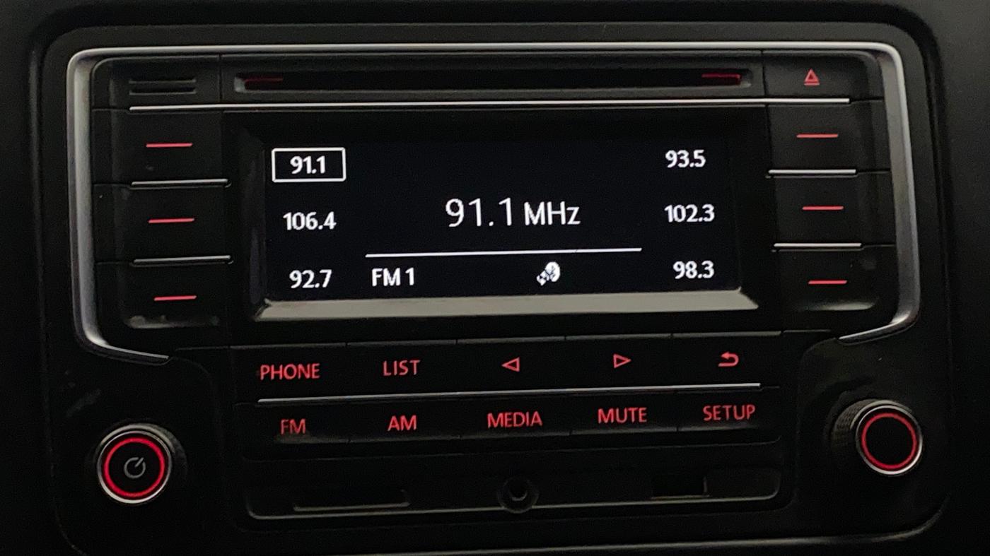 2018 Volkswagen Polo COMFORTLINE 1.0L MPI, Petrol, Manual, 93,710 km, Infotainment System