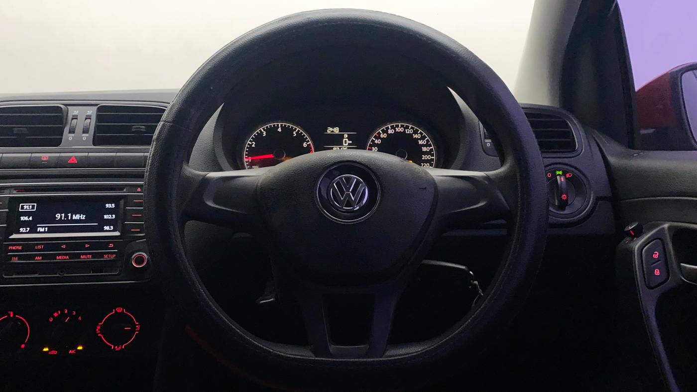 2018 Volkswagen Polo COMFORTLINE 1.0L MPI, Petrol, Manual, 93,710 km, Steering Wheel Close Up