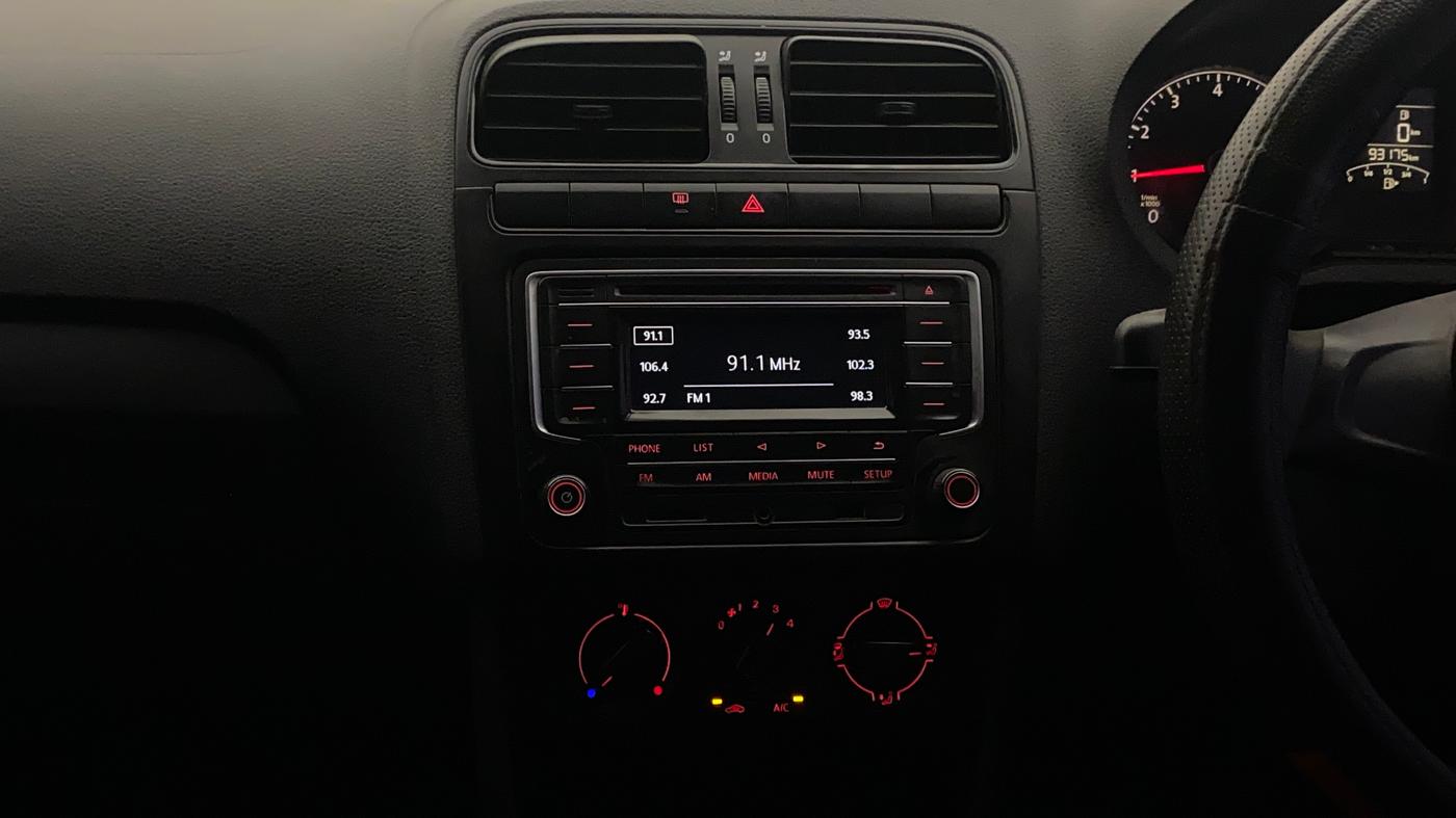 2018 Volkswagen Polo COMFORTLINE 1.0L MPI, Petrol, Manual, 93,710 km, Air Conditioner
